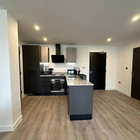 Modern - Free Parking & Gym Lägenhet